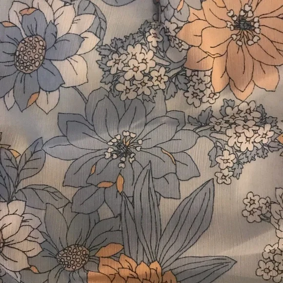 J Crew Blue Floral Top - Picture 8 of 8